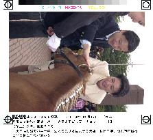 Royal couple visits horse race park