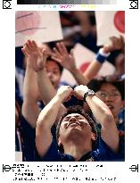 (7)Supporters in Yokohama