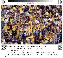 (1)Supporters in Oita