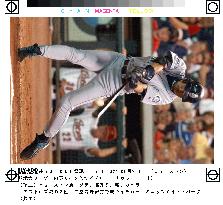 Ichiro goes 1-for-5