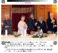 (2)Japanese emperor, empress visit Hungary