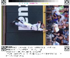 Ichiro held hitless