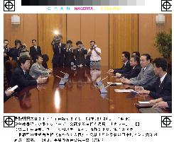 Koizumi message on normalization conveyed to N. Korea