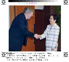 Kawaguchi meets Kelly