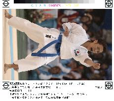 (3)Wakai, Hasegawa double up on gold in karate