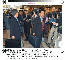 N. Korean Red Cross officials leave Japan