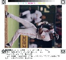 (4)Major League all stars in Japan