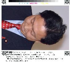 (3)DPJ President Hatoyama to quit Dec. 13