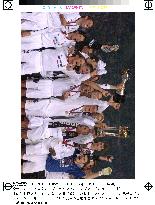 (8)Real Madrid down Olimpia 2-0 to win Toyota Cup