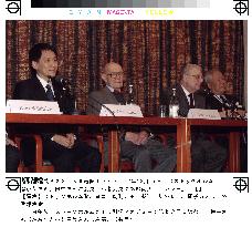 Nobel laureates Tanaka, Koshiba speak of life's best moment