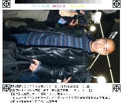 Takahara arrives back in Japan after Hamburg trial