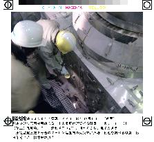 (2)Nuclear reactor shut down at Fukui plant after fire