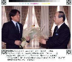 Ishikawa Gov. Tanimoto encourages Matsui