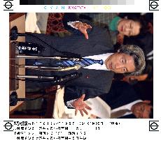 Koizumi says following public opinion sometimes mistake