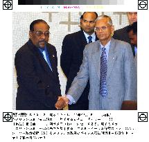 (2)Sri Lankan peace talks begin in Japan