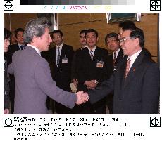 Vietnam premier Khai meets Koizumi