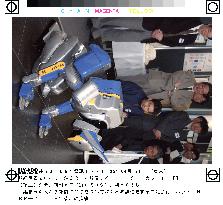 (4)Astro Boy's 'birthday' has robot makers eyeing big industry