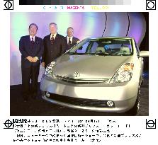 Toyota to launch 2nd-generation hybrid car in fall