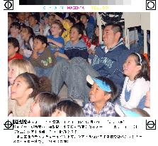 Ichiro relaxes at charity event