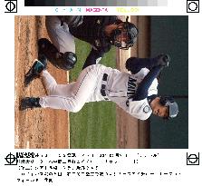 Mariners' Ichiro goes 2-for-4 against Royals