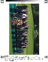 G-8 summit opens, 1st day of talks on Africa