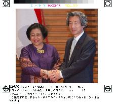 (1)Megawati meets with Koizumi
