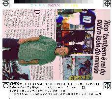 Zico opens photo exhibition