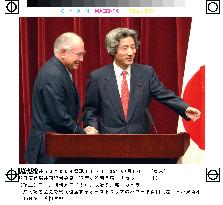 (2)Howard, Koizumi give joint press conference