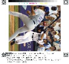 Ichiro keeps highest average in American League