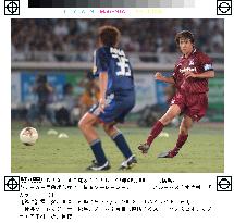 (1)Nakamura sparkles as Reggina win Yokohama friendly