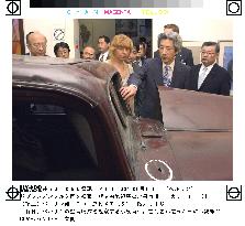 (3)Koizumi tours Berlin