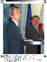 (1)Koizumi wins Schroeder's support over abductions