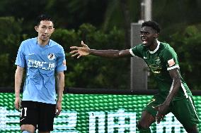 (SP)CHINA-HAIKOU-FOOTBALL-CSL-DALIAN PRO VS ZHEJIANG (CN)