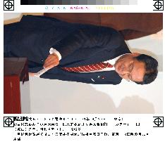 (4)Koizumi reelected as LDP president