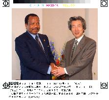 (2)Koizumi pledges Africa aid