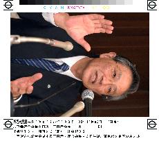 (2)Sasamori reelected Rengo president