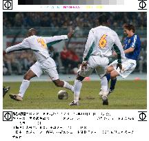 (1)Japan held by Cameroon in Oita friendly