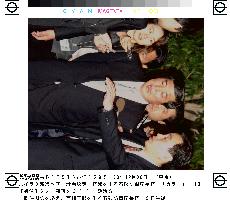 (5)Japan decides to send troops to Iraq