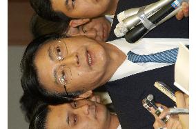 (2)Two ministers agree to split up Japan Highway