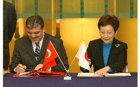 Japan, Turkey sign cultural accord