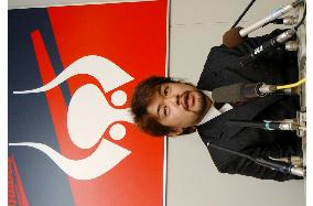 Kintetsu's Nakamura re-signs for 500 mil. yen