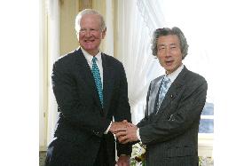 (1)Koizumi promises substantial debt reduction for Iraq