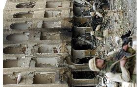 3 Iraqis killed by car bomb in central Baghdad