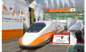 Train for Taiwan's bullet train project shown to press