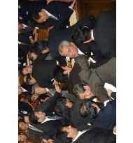 Lower house panel OKs SDF dispatch to Iraq