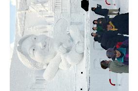 (3)Sapporo Snow Festival begins with security tightened