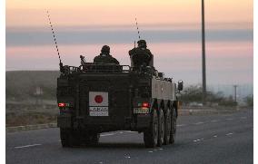 Remaining GSDF members enter Iraq