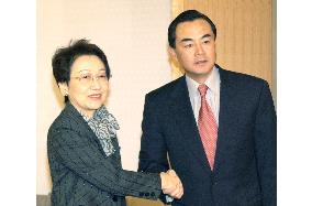 China regrets Koizumi's remarks on Yasukuni