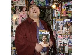 (4)Japanese sumo wrestlers in Korea