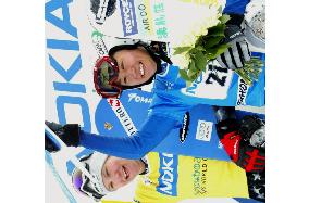 (2)Takeuchi grabs bronze at snowboarding World Cup event